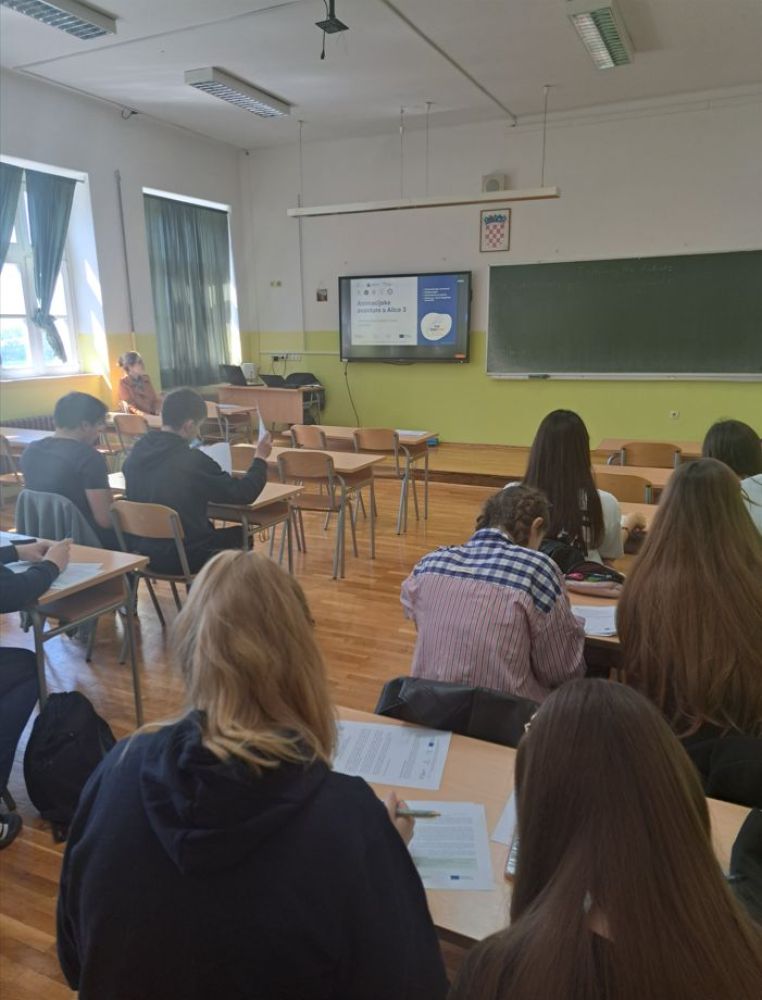 Održana radionica u sklopu projekta #KadOdraSTEM