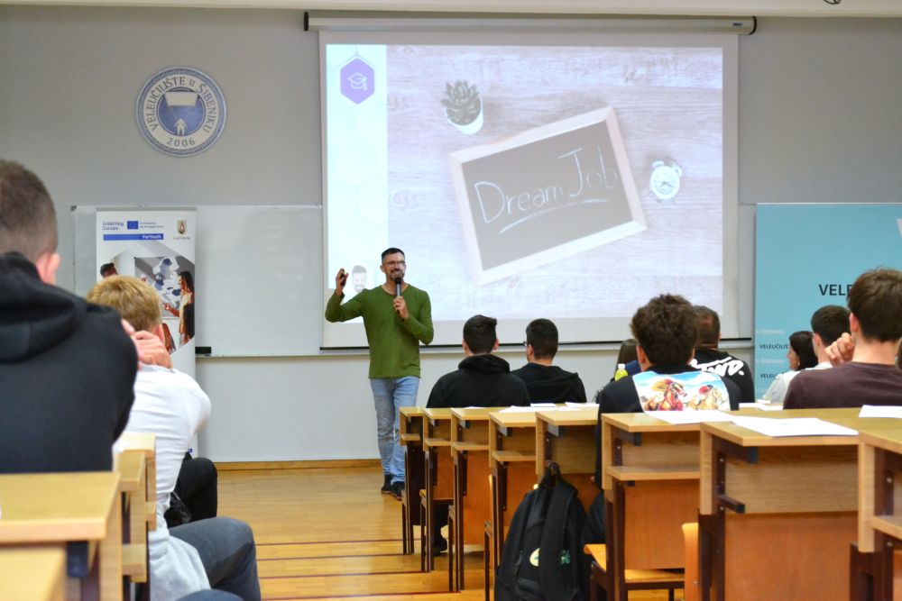 Održana radionica „Obogati se znanjem” o financijskoj pismenosti mladih